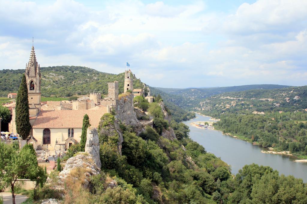 Du Reve O Naturel - Maison De Vacances Entre Gorges De L'Ardeche Et Gard Saint-Julien-de-Peyrolas Eksteriør bilde